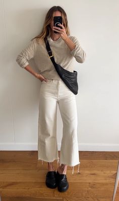 4 Ways To Wear / White Denim For Autumn — ANGIE SMITH / STYLE Angie Smith, Denim Pants Outfit, Winter Outfits For Work, Autumn Outfit, White Pants, Winter White, Fall Winter Outfits, Work Fashion, White Denim