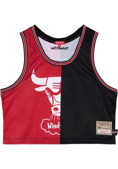 Give your tailgating look a cute update with this Chicago Bulls Womens Tank Top! Look good and stay cool in this Red Big Face Sleeveless Shirt. This Chicago Tank Top features a sublimated enlarged graphic on front. Nba Chicago Bulls, Womens Tank Top, Big Face, Mitchell & Ness, Hold You, Chicago Bulls, White Crop Top, Sleeveless Shirt, Womens Tank