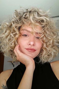 Curly Bob With Bangs, Medium Bob Haircuts, Medium Bob Haircut, Black Curls, Hair 2022, Bob Cuts, 2023 Hair, Medium Bob