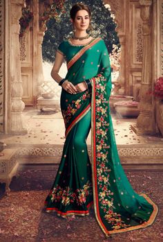 Indian Wedding Lehenga, Silk Saree Blouse Designs, Silk Saree Blouse, Designer Sarees Online, Utsav Fashion, Embroidery Saree, Trendy Sarees, Glamorous Style