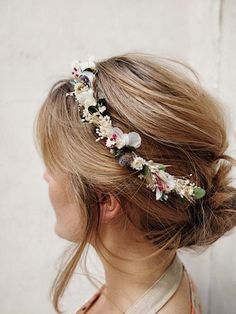 Litha Celebration, Polaroid Wedding, Flower Crown Hairstyle, Crown Earrings, Braut Make-up, Wedding Team, French Wedding, Bohemian Wedding, Bridal Hair Accessories