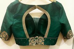 Zardosi Blouse, Embroidery Blouse Saree, Modern Blouse Designs, Hand Embroidery Blouse, Latest Blouse Neck Designs, Green Blouse Designs, Ready Made Blouse, Maggam Blouse, Hand Embroidered Blouse