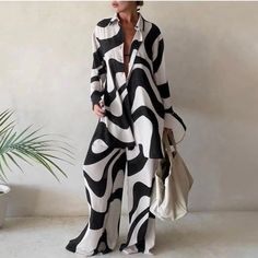 Reposhing This Item I Purchased From @Sellermoon. Loved It, But A Bit Too Big For Me. Questions? Leave A Comment Below! Cardigan Top Outfit, Top Spring Outfits, Mode Prints, Leisure Dress, Summer Prints Fashion, Pant Suits For Women, Wide Leg Pant Suit, Shirt Pant Set, Wide Trousers