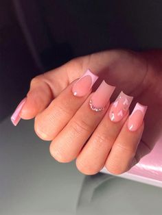 Nails Designs With Gems, Short Medium Length Nails, Medium Length Nail Designs, Medium Acrylic Nails, Medium Coffin, Nail Collection, Fake Acc, Smink Inspiration