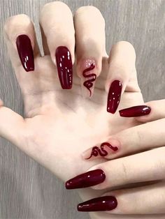 Dark Nail Inspo Almond, Simple Dark Acrylic Nails, Acrylic Nail Designs Red And Black, Nail Knapp, Dark Romance Nails, Burgundy Color Nails, Nails Color Vino, Cute Grunge Nails, Nails Vino