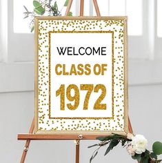 a welcome sign for class of 1932 on an easel