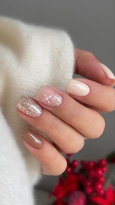 Discover 30 must-see winter nails that are taking over Pinterest this year! From festive Christmas nails and chic Christmas gel nails to easy Xmas nails perfect for the season, find your new favorite look. Explore gorgeous winter nails acrylic, creative winter nail art, and simple Christmas nails acrylic. Whether you're into dipped nails, stick on nails, or French tip press on nails, these designs will give you endless nagel inspo and nagel tips!