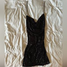 Zara Limited Edition Sequin Mini Dress Perfect For New Year’s Eve Party Never Worn, New With Tags! 70s Mini Dress, Zara Denim Dress, Zara Limited Edition, Zara Floral Dress, Yellow Mini Dress, Faux Leather Dress, Black Velvet Dress, Lace Sheath Dress, Khaki Dress