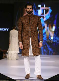 Dulha Outfit, Men Wedding Sherwani, Paisley Suit, Men Wedding Dress, Indian Wedding Suits Men, Grooms Outfit, Pakistani Men, Man Dress Design, Indian Wedding Clothes For Men