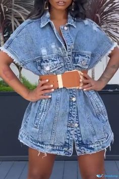 OrcaJump - Light Blue Straight Denim Jacket with Removable Belt and Sleeveless Design Denim Street Style, Demin Jacket, Straight Clothes, Sleeveless Outfit, Denim Chic, Loose Outfit, Denim Coat, Denim Vest, Denim Top