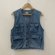 [DESCRIPTION] Please read the description first before buy my items‼️‼️ Vintage Painter Casual Tactical Multipocket Denim Vest Size on tag : M Tag says M,fits like S (please refer the actual measurements given and compare it with best fitting clothes,by using the size on tag is not always accurate) All in good condition [MATERIAL] Cotton [MEASUREMENT] Measurement:  armpit to armpit : 19 inches  Back collar to bottom : 21.5 inches [CONDITION] - All in good condition  - No hole no rip no stain [PA Vest Jeans, Mens Formal Vest, Formal Vest, Fitting Clothes, Mens Vests, Casual Vest, Mens Formal, Vest Outfits, Men Vintage