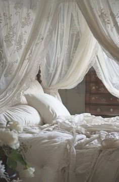 Lace Canopy Bed, Adult Women Bedroom Ideas Decor, Women Bedroom Ideas, Bedroom Ideas Decor, Vintage Bedroom Ideas, Women Bedroom, Bed Luxury