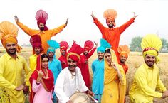 #Baisakhi Festival falls on April 14th and marks the beginning of the solar year. People of North India, particularly Punjab thank God for good harvest. Punjab Festivals, Punjab Culture, Pakistan Culture, Punjabi Culture, Festival Attire, Punjabi Dress