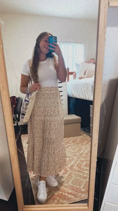 Skirt And Converse Outfit Summer, Teacher Looks Outfit Summer, New Teacher Outfits Simple, Christian Outfits Women, Modest Outfits With Converse, Teacher Outfits Long Skirts, Teacher Long Skirt Outfits, Modest Fashion Outfits Skirt, Modest Teacher Outfits Skirts