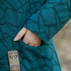 One Size: length 112cm, bust 106cm, shoulder 40cm, sleeve 58cm, cuff 28cm. Notes:Error within 3cm due to manual measurement (Unit: cm, 1 inch = 2.54 cm, 1 cm = 0.39 inch) Dark Green Long Sleeve Outerwear With Pockets, Green Long Sleeve Outerwear With Button Cuffs, Green Long Sleeve Outerwear, Fitted Long Sleeve Green Outerwear, Fitted Green Long Sleeve Outerwear, Fitted Green Outerwear With Long Sleeves, Dark Green Long Sleeve Outerwear For Fall, Green Long Sleeve Outerwear With Button Closure, Green Patchwork Outerwear For Work