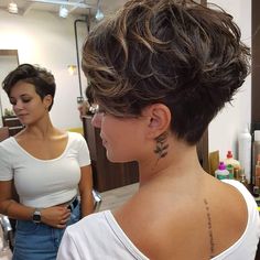 Pixie-cut Lang, New Short Hairstyles, Easy Everyday Hairstyles, Hairstyle Tutorials, Long Hairstyle, Penteado Cabelo Curto, Short Pixie Haircuts, Haircut For Thick Hair, Short Hair Haircuts