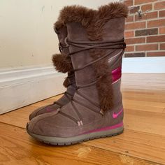 Womens Nike Snow Boots Tall Size 5.5 Calf Height Nike Brown High-top Boots, Nike Brown Low-top Boots, Brown Low-top Nike Boots, Nike Casual Brown Boots, Nike Shoes Womens, Boots Tall, Black Socks, Womens Nike, Shoes Womens