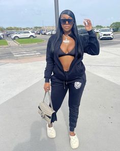 Instagram Model Outfits, Joggers Outfit, Chill Fits, Instagram Outfits, Cute Swag Outfits, Casual Jumpsuit, Airport Outfit