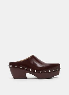 Pointy Clog Brown Closed Toe Clogs With Studded Outsoles, Brown Closed Toe Mules With Studded Rubber Outsoles, Brown Slip-on Mules With Studded Rubber Outsoles, Brown Slip-on Mules With Studded Outsoles, Italy Fits, Sneaker Jewelry, Flat Boots, Wallet Bag, Cool Socks