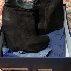 Never Worn Outside Of Home. Please Ask Any Questions Before Bidding. Happy To Take More Detailed Pictures. Thank You. Chic Round Toe Wedge Boots For Evening, Chic Evening Wedge Boots With Round Toe, Detailed Pictures, Bootie Boots, The Outsiders, Ankle Boots, Thank You, Size 6, Women Shoes