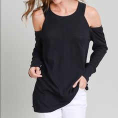 Nwt Black Cold Shoulder Top Cold Shoulder Tops For Day Out In Fall, Cold Shoulder Tops For Fall Day Out, Black Cold Shoulder Top For Fall, Mickey Sweatshirt, Black Cold Shoulder Top, Tennis Tank Tops, Kimono Blouse, Black Tunic Tops, High Low Blouse