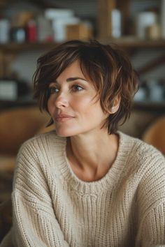 25 Prettiest Ways to Get a Pixie Bob with a Side Part Haircut Videos, Pixie Bob Hairstyles, Mens Haircut, Pixie Bob, Short Hair Haircuts, Side Part, Short Hair With Layers