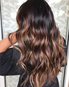 Very Dark Brown Hair with Caramel Highlights Dark Brown Hair With Caramel Highlights, Dark Brunette Balayage Hair, Dark Brunette Balayage, Brown Hair With Caramel Highlights, Rambut Brunette, Brunette Ombre, Chocolate Brown Hair Color, Brown Ombre Hair, Brunette Balayage