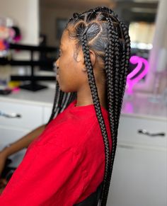 Side Heart Knotless Braids, Heart Parting Braids, Big Knotless Box Braids With Heart, Jumbo Heart Knotless Braids, Medium Knotless With Heart, Knotless Box Braids With Heart, Large Knotless Braids With Heart, Box Braids With Heart, Large Knotless Box Braids With Heart