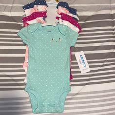 Carter’s Size Newborn Set Of 5 Spring Themed Baby Girl Onesies Nwt Cute Short Sleeve Bodysuit For Summer, Cute Fitted Short Sleeve Bodysuit For Summer, Cute Blue Short Sleeve Bodysuit For Summer, Girl Onsies, Custom Onesies, Baby Sleepers, Newborn Sets, Carters Girl