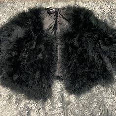 Beautiful Black Sexy Fur From Akira Long-sleeved Outerwear With Faux Fur Lining For Night Out, Chic Outerwear With Faux Fur Lining For Night Out, Trendy Black Outerwear For Club, Edgy Spring Club Outerwear, Black Winter Party Outerwear, Edgy Long Sleeve Cropped Jacket For Party, Black Party Outerwear For Winter, Black Edgy Outerwear With Faux Fur Trim, Black Cropped Jacket For Party With Long Sleeves