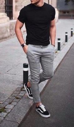 Chinos Men Outfit, Outfit 2020, Shirt Outfit Men, Vans Outfit, Pants Outfit Men, Mens Summer Outfits, Big Men Fashion, Mens Casual Outfits Summer