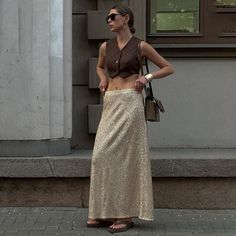 Gold Sequin Skirt, Maxi Sequin Skirt, Womens Long Skirt, Sequined Skirt, Skirt Streetwear, Long Skirt Fashion, New Street Style, Classic Skirts, Nature Dress