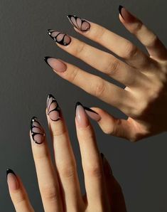 Achieve timeless elegance with 23+ minimal butterfly nail designs. These classy styles add a touch of nature-inspired beauty to your nails, making them perfect for any sophisticated occasion. Minimal Long Nails, Pointed Acrylic Nail Designs, Colorful Bottles, Butterfly Nail Designs, 2024 Nails, Butterfly Nail Art, Smink Inspiration