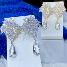 Wedding Hairstyles With Crown, Hanging Crystal, Crystal Bridal Tiaras, Drops Patterns, Jewelry Styles, Wedding Party Jewelry, Party Earrings, Fairytale Wedding, Water Drop