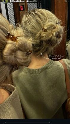 Lily Van Der Woodsen Hair, Hairstyles For Fall 2024, Cute No Heat Hairstyles, Mid Length Hairstyles Updo, Heartless Hairstyles, Server Hairstyles, Fun Hair Styles, Cool Hair Styles, Curly Hairstyles For Round Faces