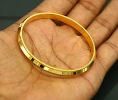 Baby Boy Jewelry, Punjabi Kada, Man Gold Bracelet Design, Simple Gold Bangle, Baby Jewelry Gold, Gents Bracelet, Kids Bangles, Punjabi Style, Solid Gold Bangle