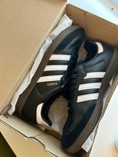 Adidas Samba Black, adidas shoes, fall shoes trend.  #shoes #adiadas #promotion Black Samba Adidas, Black Adidas Samba, Sambas Black, Black Sambas, Adidas Samba Black, School Shoe, Men's Adidas (men)