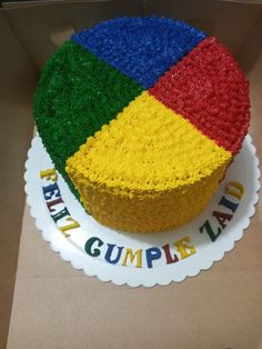 there is a cake that looks like it has been made to look like the colors of the rainbow