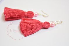 Tassel Earrings Tutorial, Jewelry Making Kids, Diy Bracelets How To Make, Tassel Making, Vintage Inspired Earrings, Earrings Tutorial