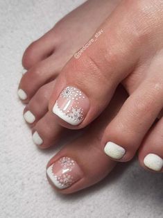 15 Stylish Winter Toe Nail Ideas for 2023-2024 - thepinkgoose.com Nail Designs Toenails, Toe Nail Ideas, Pedicure Nail Designs, Gel Toe Nails, Pedicure Designs