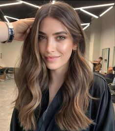 Honey Brown Hair, Brown Hair Looks, Brown Hair Inspo, Fesyen Rambut, Brunette Hair With Highlights, Brunette Balayage Hair, Hair 2024, Brown Hair Balayage, Hair Done