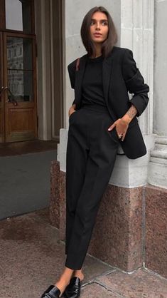 Classy Business Outfits, Business Attire Women, Casual Chique, Office Outfits Women, Womenswear Fashion, Office Outfit, Professional Outfits, Business Casual Outfits