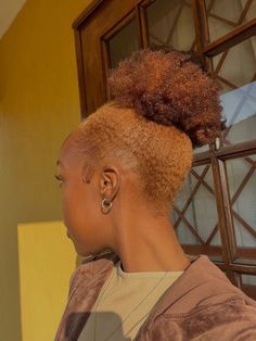 Caramel Blonde 4c Natural Hair, Dyed Afro Hair 4c Blonde, Honey Blonde Afro 4c, Ginger Hair Black Women Natural 4c, Honey Blonde 4c Natural Hair, Ginger 4c Natural Hair, Ginger Hair Women, Ginger Afro Hair, Honey Brown 4c Hair