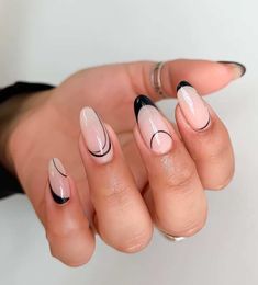 67 Nails Design With Lines, Swirls & Waves To Try Right Now - The Mood Guide Nail Art Designs Black, Geometric Nail Art Designs, Geometric Nail Art