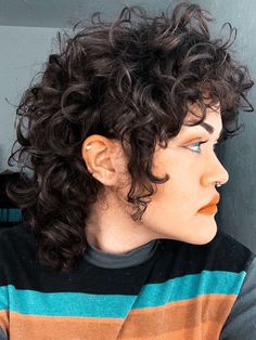 Short Shag Mullet Curly, Mullet Haircut Curly Hair, Natural Curly Hair Mullet, Edgy Curly Haircut, 3c Mullet, Mullet For Women, Short Curly Mullet, Curly Mullet Hairstyle Women, Shave Eyebrows