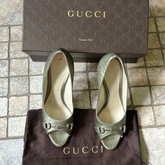 Original Gucci Heels Woman Shoes Size 37-1/2 (Size 7) Very Good Condition. Designer Formal Heels With Horsebit Detail, Elegant Round Toe Heels With Horsebit Detail, Formal Round Toe Heels With Horsebit Detail, Designer Heels With Horsebit Detail And Round Toe, Designer Gucci Closed Toe Heels, Gucci Almond Toe Heels For Formal Occasions, Designer Gucci Heels With Almond Toe, Gucci Luxury Almond Toe Heels, Gucci Heels