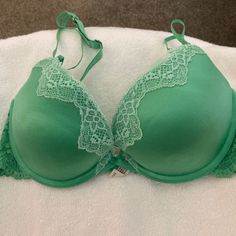 Brand New Without Tags Aerie Maddie Green Bra 32c New Condition. Please Feel Free To Ask Questions. Green Push-up Bra With Padded Cups, Spring Green Bra With Lace Trim, Green Lace Trim Bra For Spring, Green Summer Push-up Bra, Green Push-up Bra For Summer, Summer Green Push-up Bra, Green Bra, Green Bras, Sleep Wear