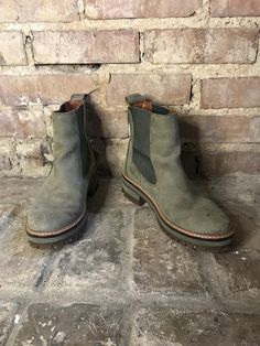 Timberland Chelsea Boots Olive Green 6.5.  In good used condition.  These boots have a broken in and vintage patina.  Very comfortable walking shoes.  True to size. Timberland Chelsea Boots, Comfortable Walking Shoes, Walking Shoes, Boot Shoes Women, Olive Green, Chelsea Boots, Patina, Bootie Boots, Chelsea