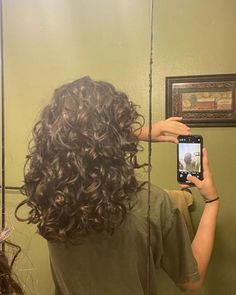 Different Hair Types, Different Hair, Wavy Curly Hair, Curly Hair Inspiration