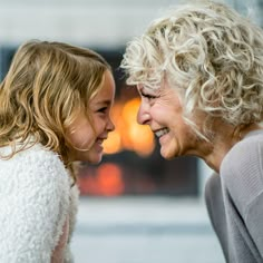 Grandma And Granddaughter Photoshoot, Grandmother Granddaughter Photography, Grandchildren Pictures, Generations Photography, Grandma Photos, Grandparent Photo